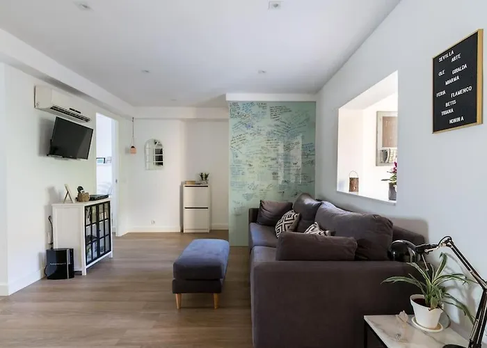 Apartamento Moderno En Triana 2 Dormitorios Y Aire Acondicionado