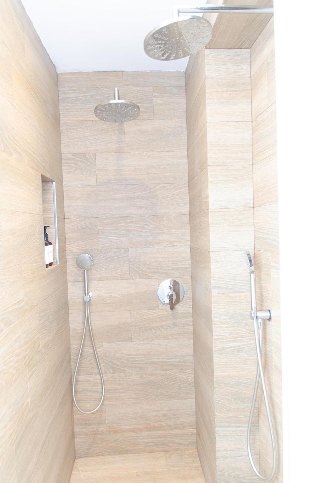 Appartement Moderno En Triana 2 Y Aire Acondicionado *